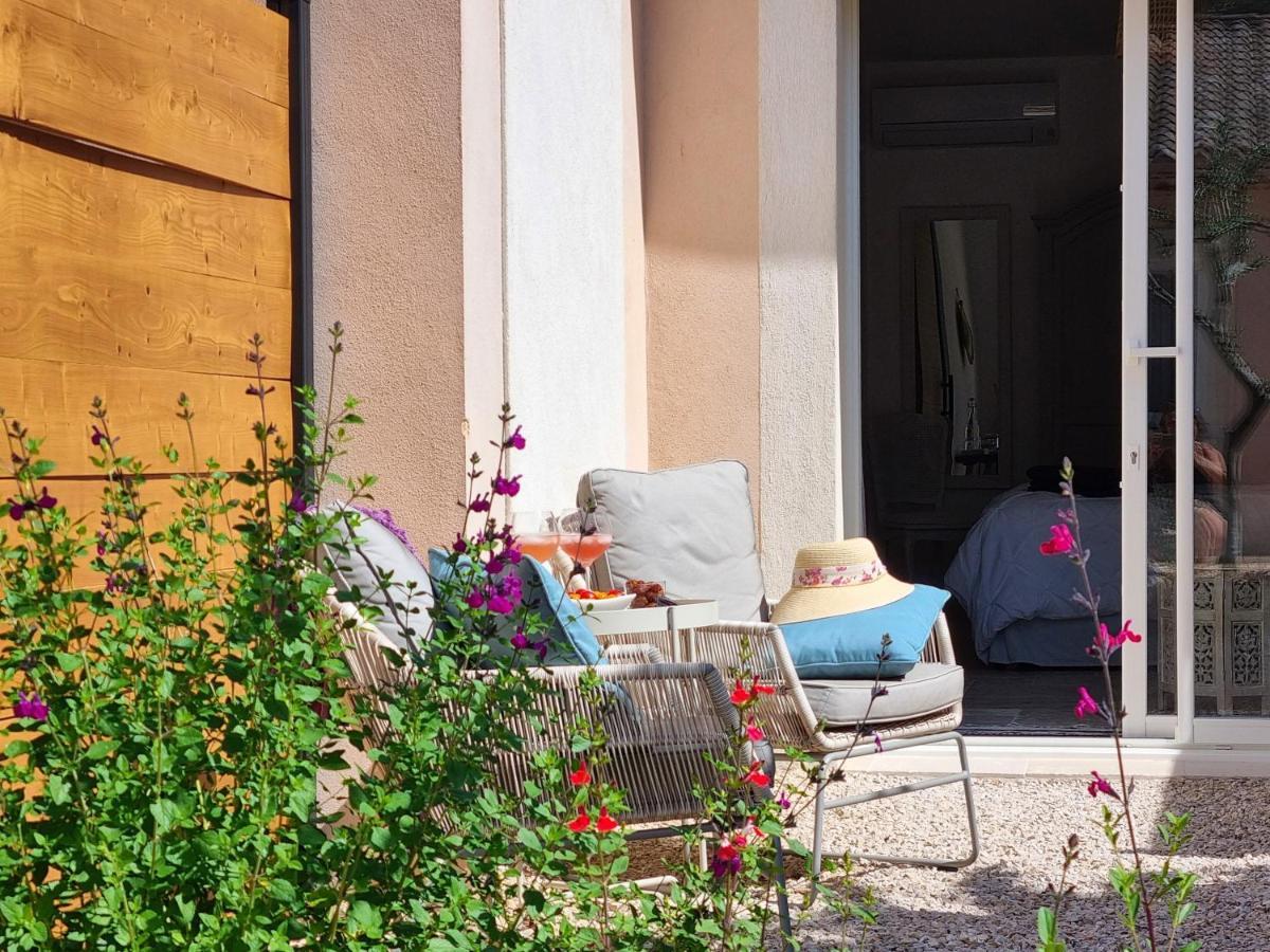 Cosy En Provence - Piscine Chauffee De Mai A Septembre Bed & Breakfast Pernes-les-Fontaines Exterior photo